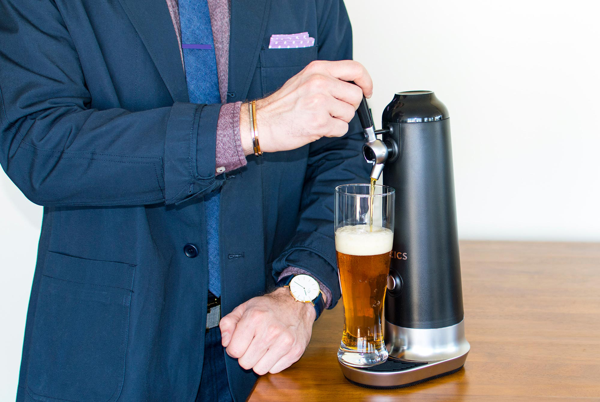 The Fizzics Waytap, An Affordable Home Beer Tap for the Jetsons