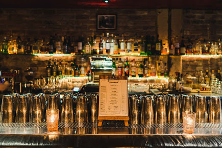 varnish cocktail bar