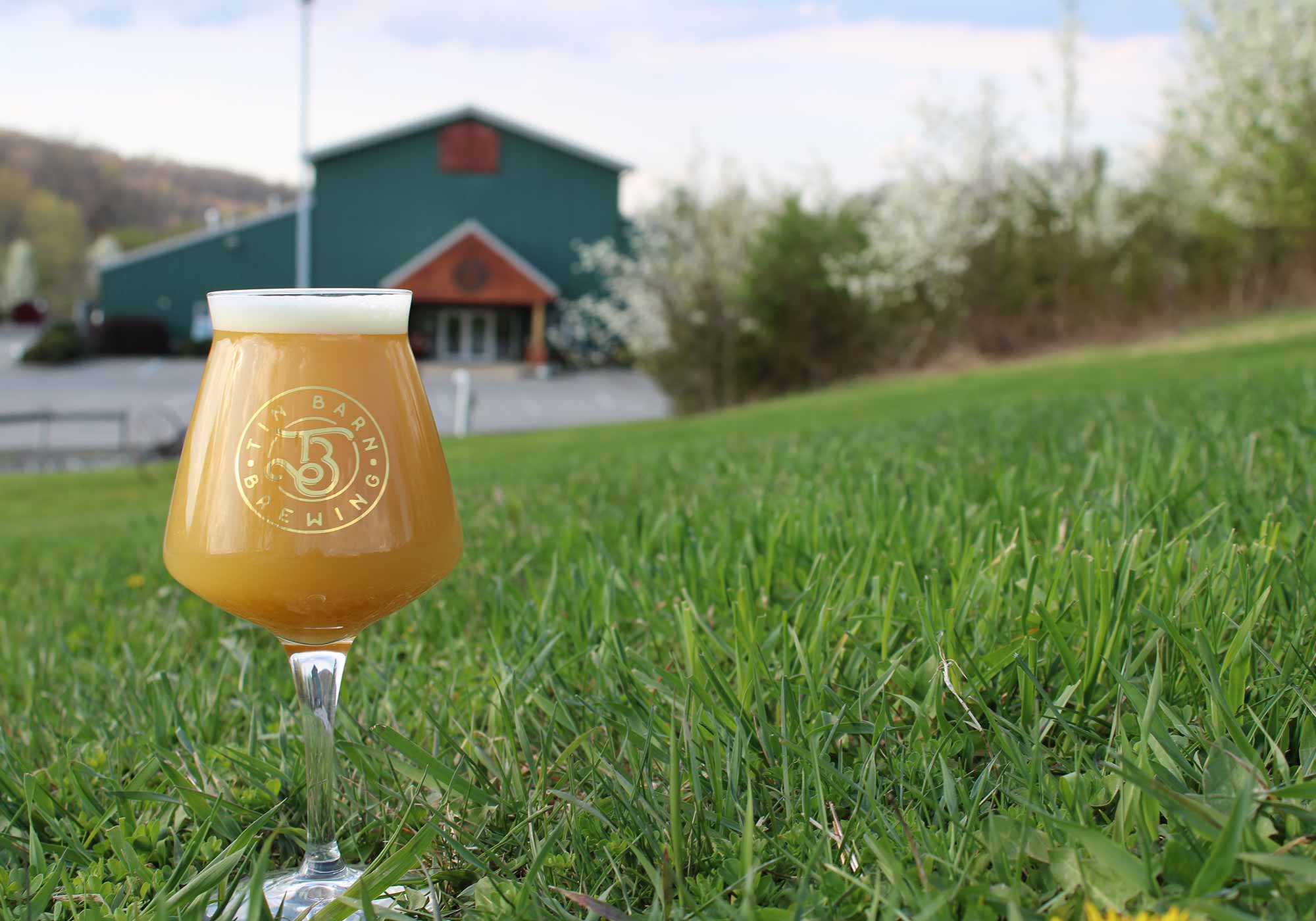 Upstate New York’s Tin Barn Brewing Is The Day Trip You Need To Take