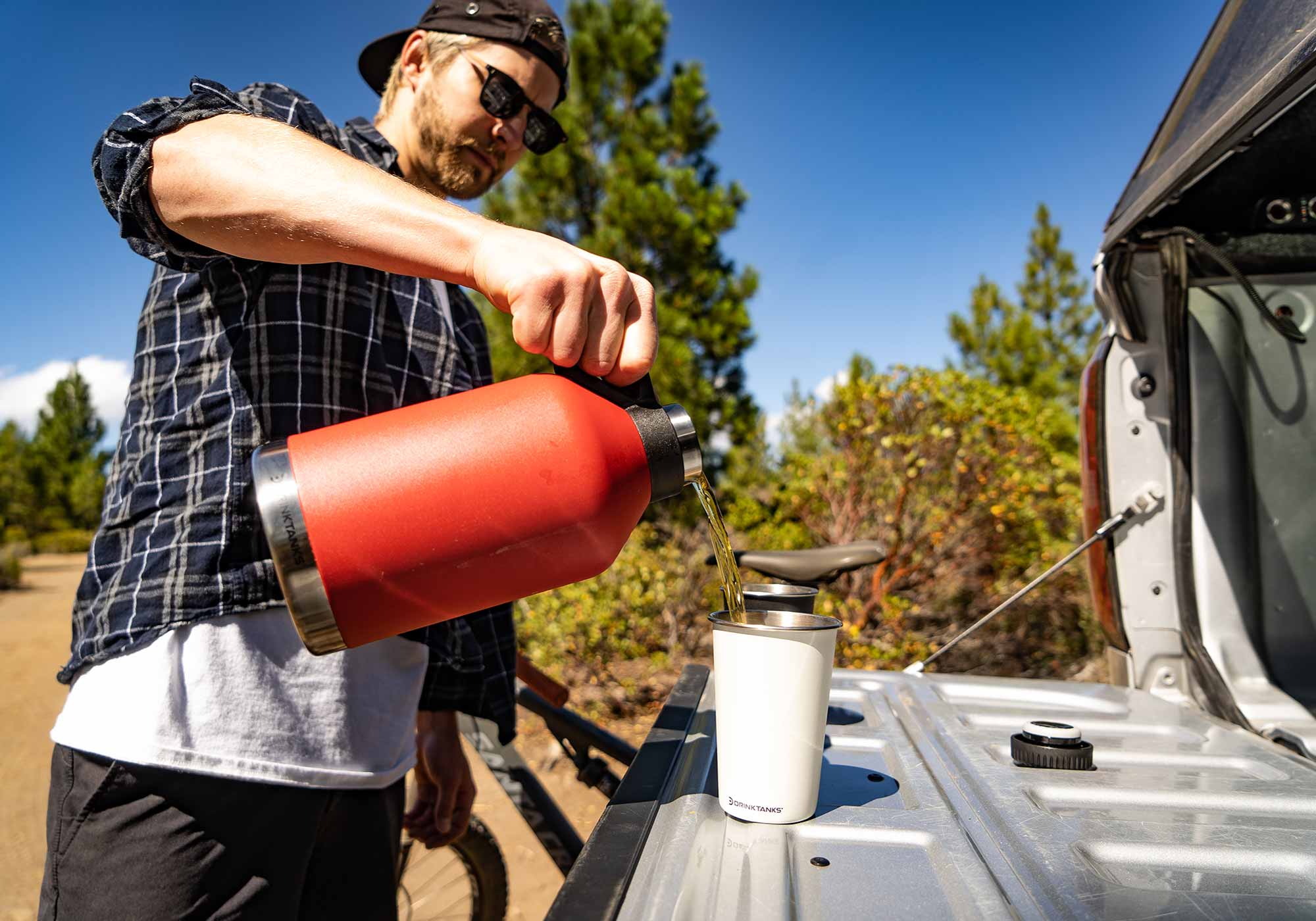 The Top 7 Pieces of Gear You Need For Your Next Tailgate