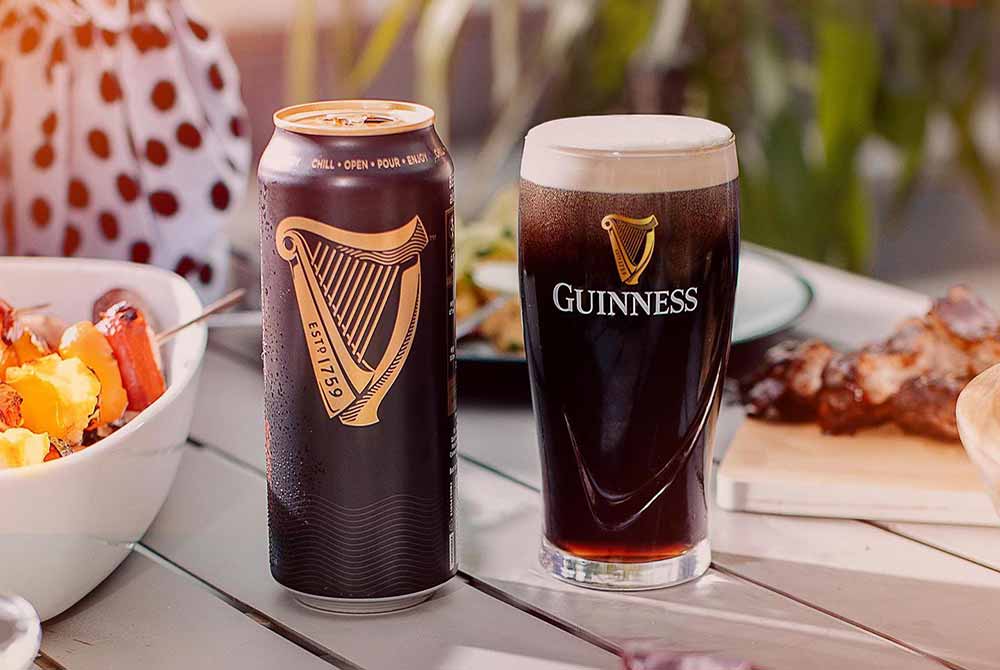 https://www.hopculture.com/wp-content/uploads/2022/03/guinness-harp-1000x670-1.jpg