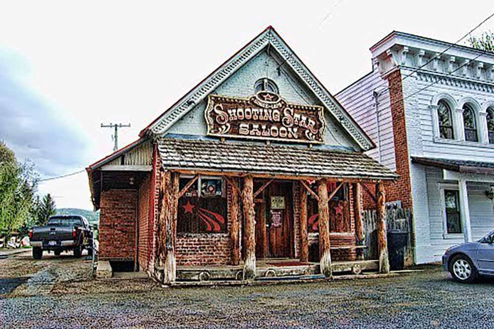 shooting star saloon dive bar