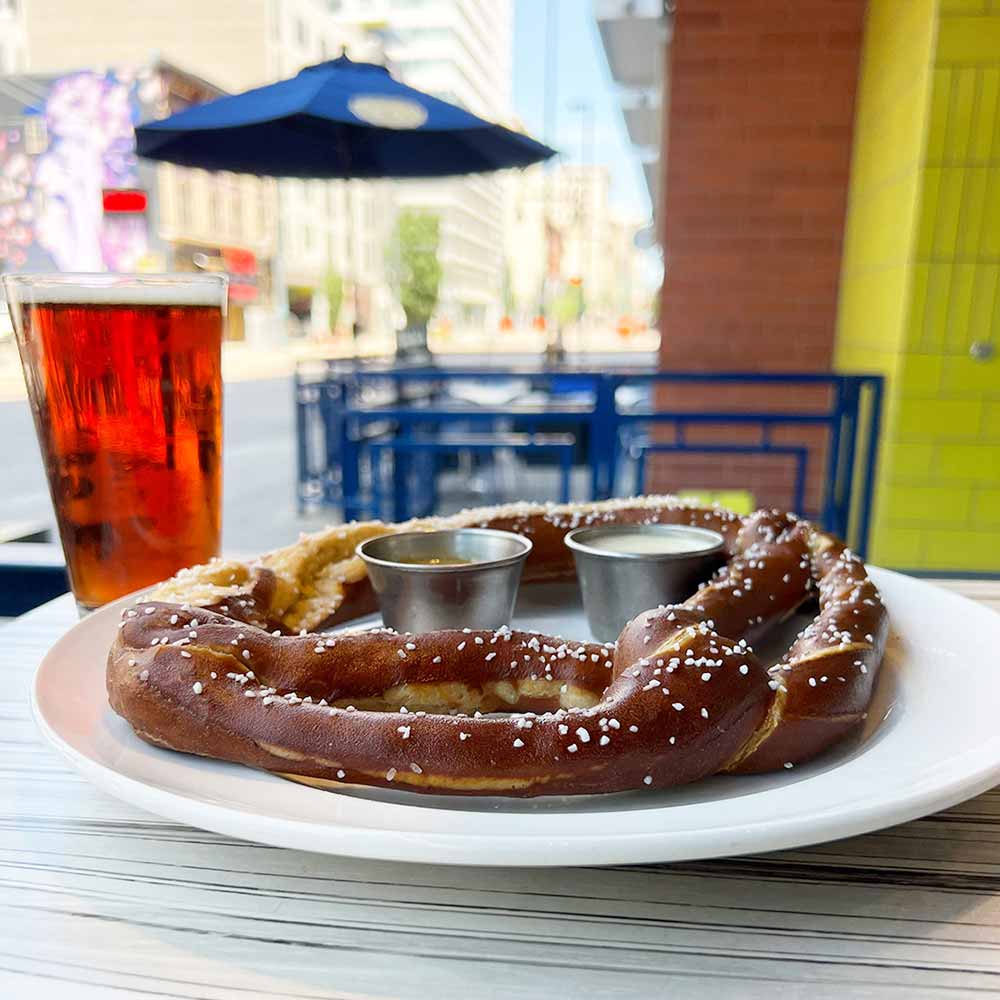 boulder social giant jumbo pretzel