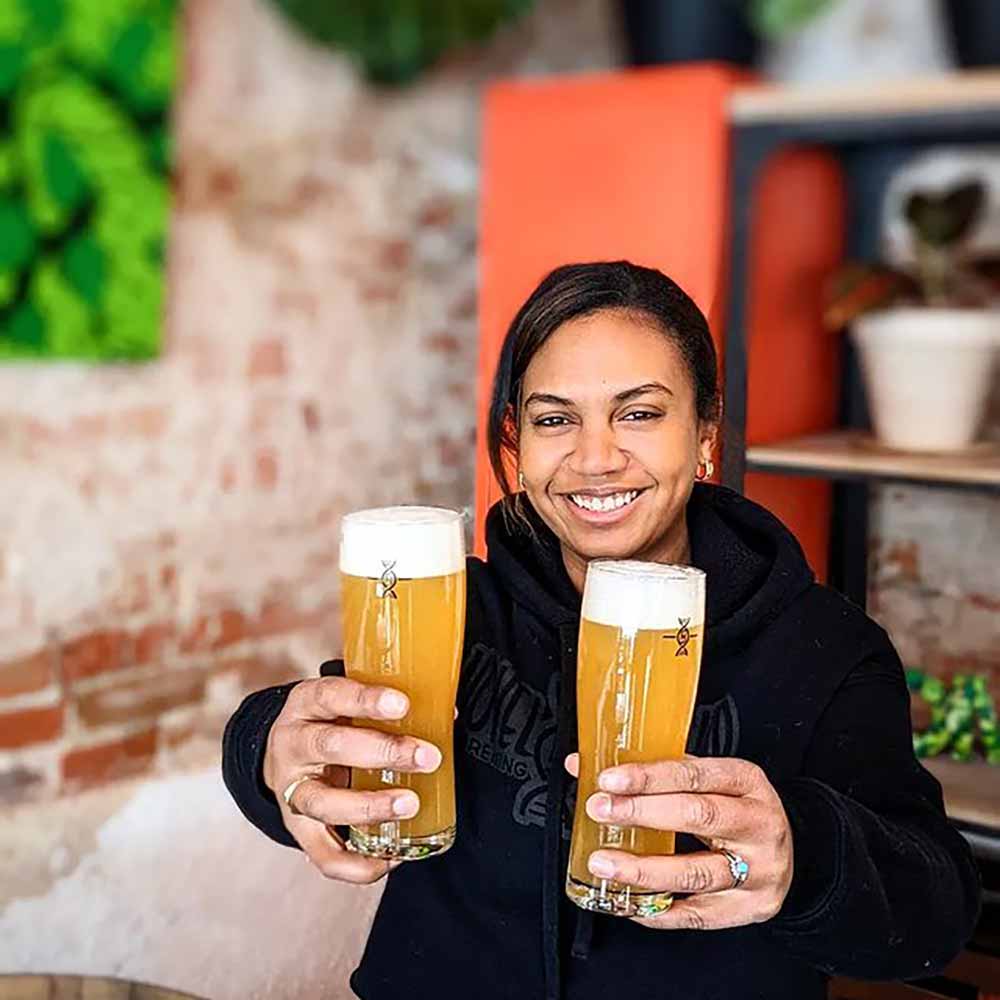 novel strand brewing company co-founder chantel columna hoppy beer