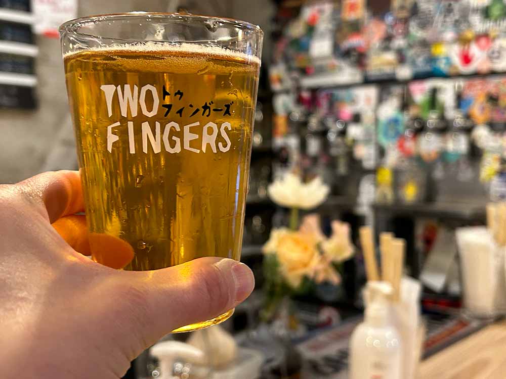 two fingers craft beer bar tokyo japan