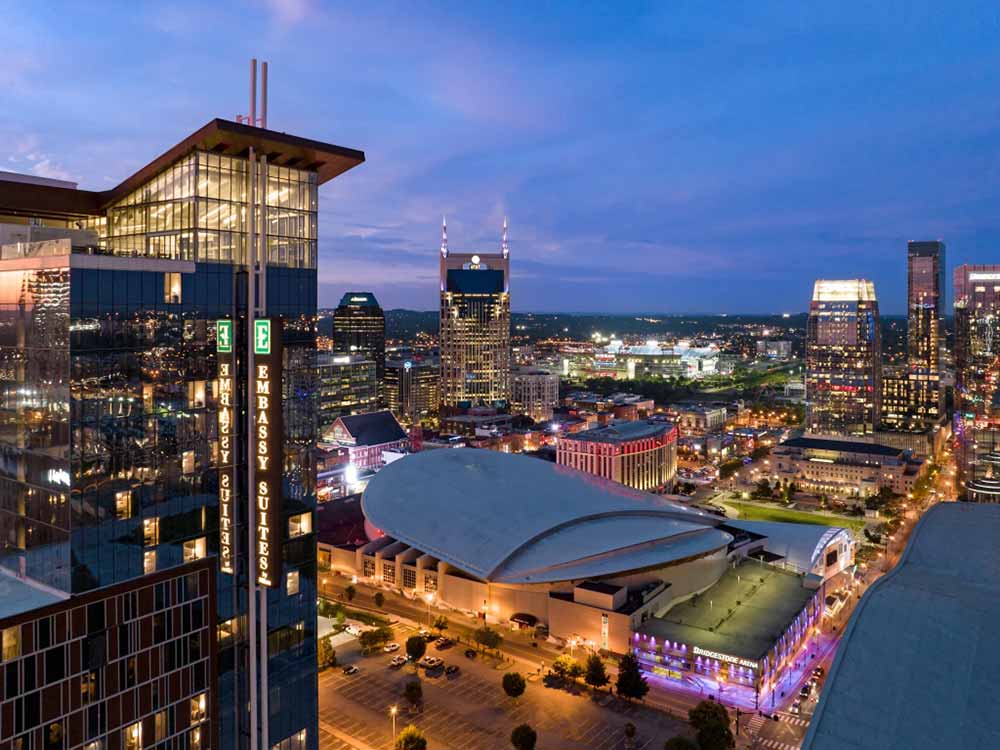 nashville embassy suites by hilton downtown skyline