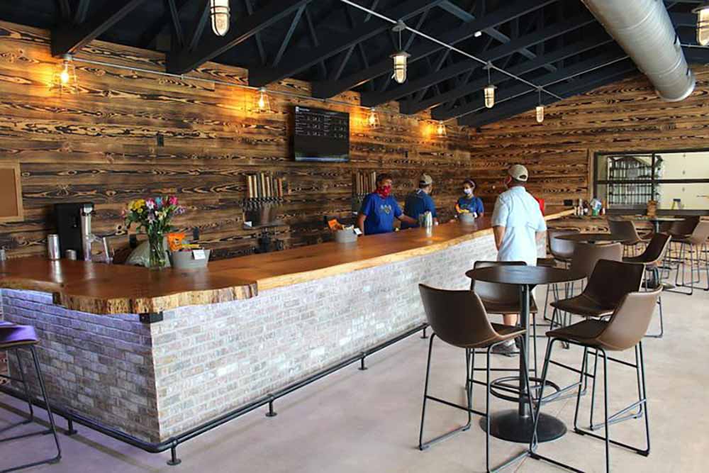 ten eyck brewing company taproom