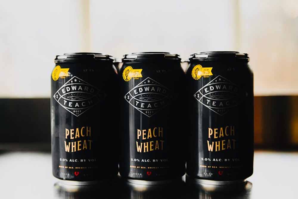 edward teach beer co teach's peaches witbier