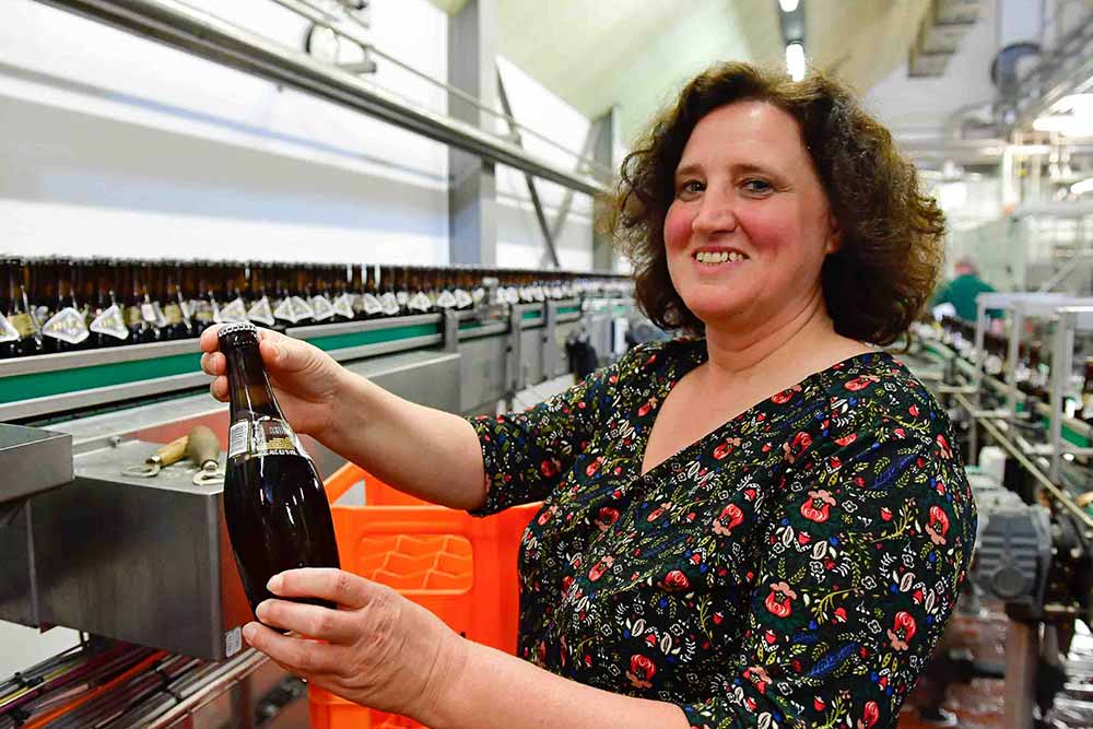 orval brewmaster anne-francoise pypaert bottling line