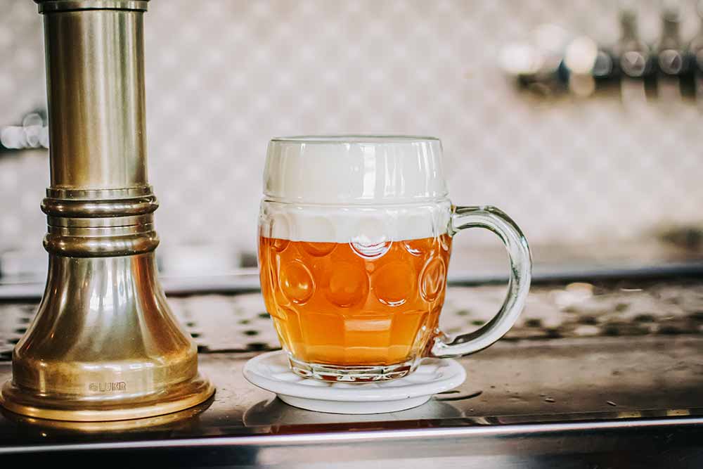 notch brewing tübinger czech mug lager glassware