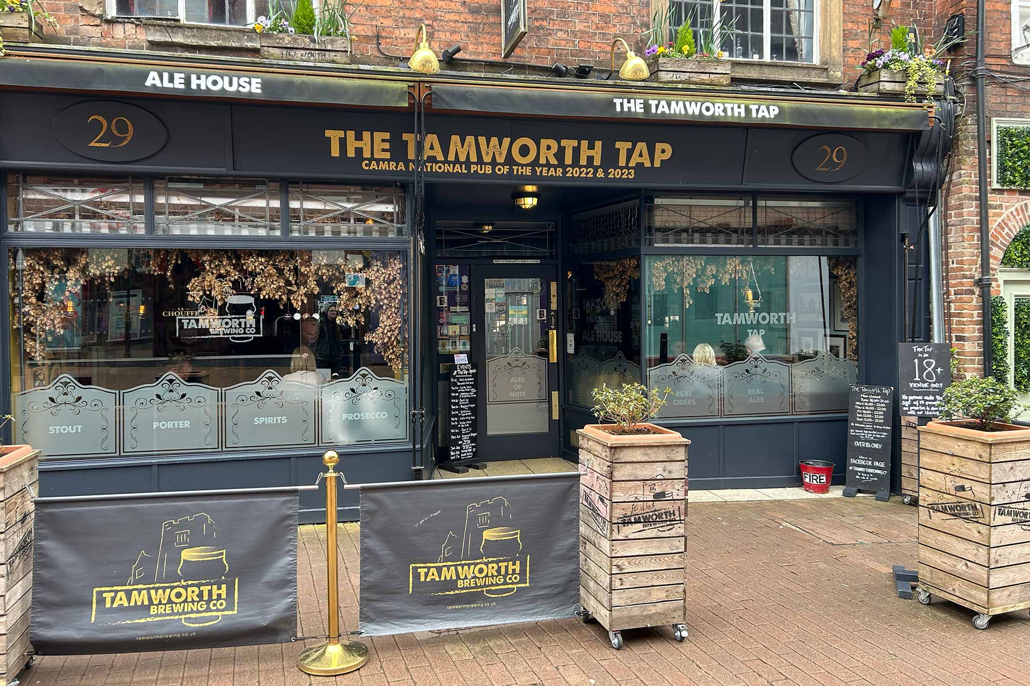 the tamworth tap front